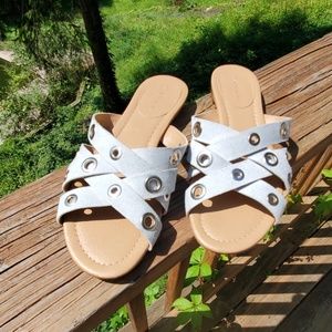 Tahari Leather Sandals!